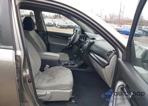 2012 Kia Sorento Lx z USA, uszkodzony, nr VIN 5XYKT4A64CG287819